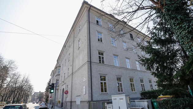 Die Volksschule Schwarzstraße muss Wohnprojekt weichen