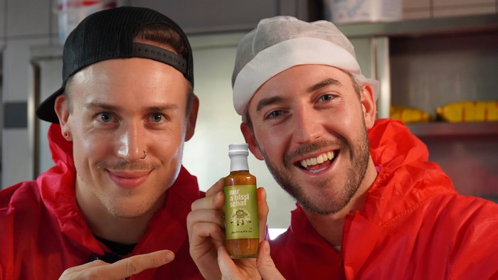 Tommy Hlatky und Jonny Balchin (re.)
