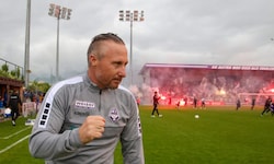 Austria Salzburgs Trainer Christian Schaider verlängert seinen Vertrag.
