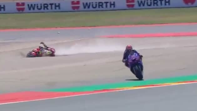 Joan Mir (li.) und Jack Miller kamen sich im Aragon-Sprint in die Quere.
