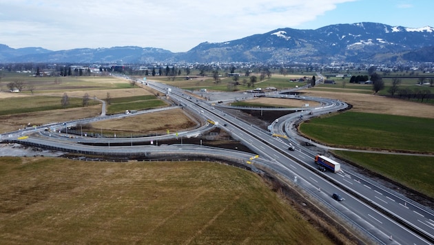 Die Anschlussstelle Dornbirn Süd aus der Vogelperspektive.