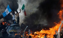 Verstörende Szenen in Los Angeles: Demonstranten sorgten für ein Flammenmeer in den Straßen der ...