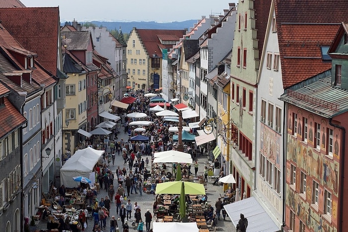 Größer als die Märkte in Vorarlberg, dazu Topqualität zu moderaten Preisen: der Wochenmarkt in ...