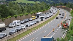 Das Pfingstwochenende brachte verkehrstechnisch eine neue Dimension: Stillstand von Schwaz und ...