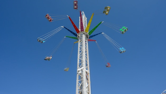 Friedlich gefeiert wurde und wird auf dem Volksfestgelände in St. Pölten. Doch am Wochenende ereignete sich auf dem Areal auch ein Überfall. 