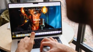 Lioris veröffentlicht regelmäßig Singles auf Spotify.