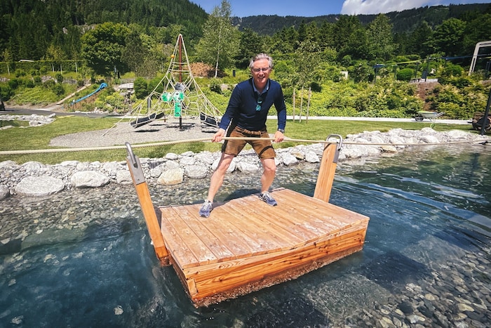 Grohag-Vorstand und Generaldirektor Johannes Hörl zeigte der „Bergkrone“ den neuen Wasserpark, ...