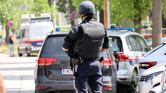 Die Polizei war mit einem Großaufgebot vor Ort.