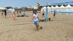 Die Hobbysportler trainierten vier Tage im Beachvolleyball-Camp in Bibione.