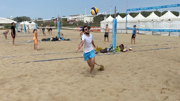 Die Hobbysportler trainierten vier Tage im Beachvolleyball-Camp in Bibione.