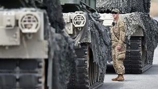 Derzeit läuft ein Ausbau der NATO-Infrastruktur an der Ostflanke. Dies will Moskau rückgängig ...