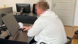 Der Angeklagte hatte im Tatzeitraum insgesamt 92 Tage Krankenstand konsumiert.
