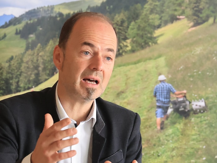 Landwirtschaftskammer-Präsident Josef Hechenberger rät zu respektvollem Umgang.