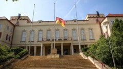 Die Finanzen sorgen im Landhaus für politischen Zündstoff.