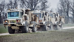 Mit Seismik-Lkw werden von Februar bis April weite Teile der Steiermark erkundet. 