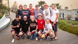 Der Fanclub „Blutgruppe“ ist mit 66 Mitgliedern in San Marino vor Ort. (Bild: Urbantschitsch Mario)