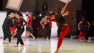 „La Terre en Transe“ von Choreograf Taoufiq Izeddiou