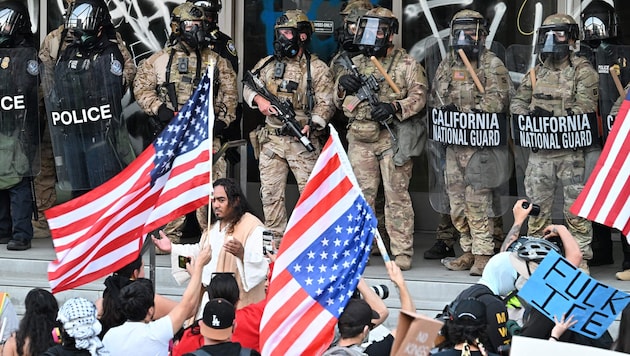 In Kalifornien wacht die Nationalgarde – entsandt von US-Präsident Trump ohne Einwilligung des ...
