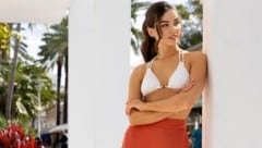 Sommer, Sonne, Stylingshow! Lili Paul-Roncalli und Model-Kollegin Swalina bringen die Kamera zum ...