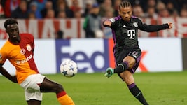 Leroy Sane (r.) wird den FC Bayern wohl für Galatasaray verlassen.