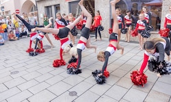 Hallein bietet nicht nur 23 Musikern, sondern auch 20 Vereinen eine Bühne, wie etwa hier dem ...