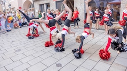 Hallein bietet nicht nur 23 Musikern, sondern auch 20 Vereinen eine Bühne, wie etwa hier dem ...