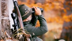 Wer in Österreich eine Jagdkarte hat, ist automatisch auch Besitzer einer Waffenbesitzkarte. 