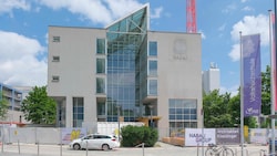 Der Umbau des einstigen Ibis- Hotels in der Kärtnerstraße neben dem Wissensturm, das 2023 für ...