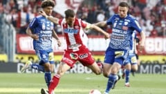 Mateo Karamatic (rechts) wechselt von Hartberg zu Al-Nasr.