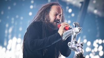 Würdiger Abschluss des ersten Abends: Korn-Frontmann Jonathan Davis zeigte sich samt ...