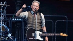 Bruce Springsteen kritisierte bei seinem Konzert in Berlin den Umgang mit den Demonstranten in ...