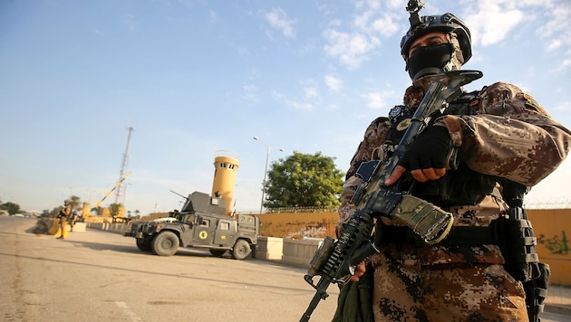 Archivbild aus dem Jahr 2020: Irakische Spezialkräfte vor der US-Botschaft in Bagdad