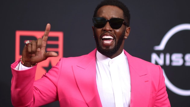 Eine Ex-Freundin von Rapper Sean „Diddy“ Combs berichtete vor Gericht, dass sie trotz ...