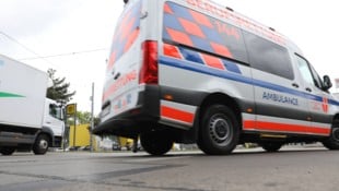 Einsatzkräfte und Spitäler werden koordiniert, um viele Verletzte gleichzeitig zu versorgen.