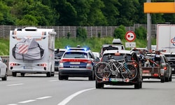Bis zu 45 Kilometer Stau in Richtung Süden! Zu Pfingsten brach der Verkehr auf der ...