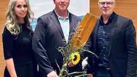 Spitzenkandidat Rene Bickel (Mitte) und seine Mitstreiter müssen sich mit drei ...