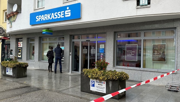 Absperrungen nach dem Überfall.