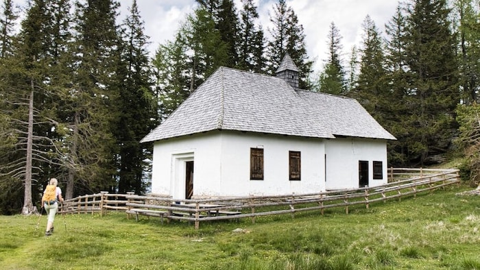 Das St. Bartholomä Kirchlein: Hier scheint die Zeit stillzustehen.