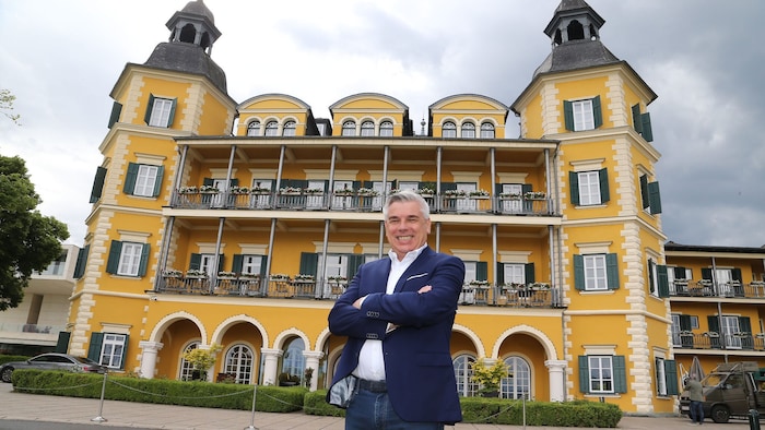 Erich Falkensteiner führt auch das elitäre Schlosshotel in Velden.