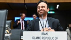 Der iranische Botschafter bei der Internationalen Atomenergiebehörde (IAEA), Reza Najafi fordert ...