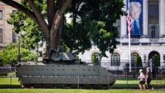 Donald Trump wünschte sich eine bombastische Militärparade wie in Russland oder Nordkorea – die ...