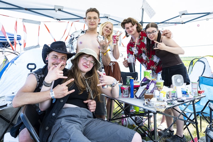Die Fans hatten am zweiten Tag des Nova Rock Festivals beste Laune.