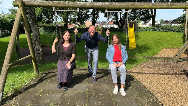 v.l. Silvana Engertsberger (Projektleiterin), Bürgermeister Georg Djundja (SPÖ),  Magdalena ...