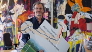Klaus Schneider in seinem Büro beim Grazer Hauptbahnhof 