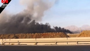 Im iranischen Fernsehen verbreiteten sich Bilder von den Angriffen auf die ...