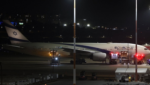 In Israel wurde der Großflughafen Ben Gurion in Tel Aviv bis auf Weiteres geschlossen.