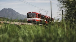 Die Lokalbahn fährt ab morgen bis 7. September nicht mehr zwischen Bürmoos und Ostermiething.