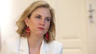 NEOS-Außenministerin Beate Meinl-Reisinger ist „not amused“ über die Kritik von Top-Diplomaten ...