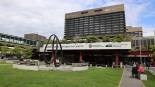 Wiens Gesundheitsstadtrat Peter Hacker (SPÖ) will die Zahl der Gastpatienten in Wiens Spitälern ...