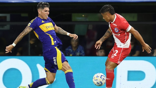 Ayrton Costa (l.) wird wohl im Kader der Boca Juniors fehlen.